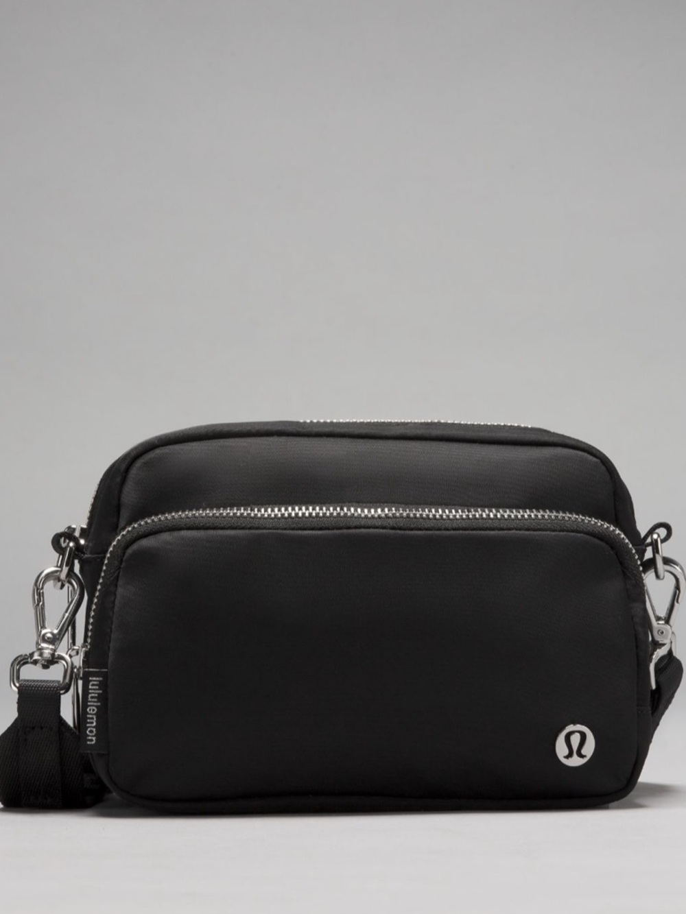 Lululemon Everywhere Crossbody Bag 2L